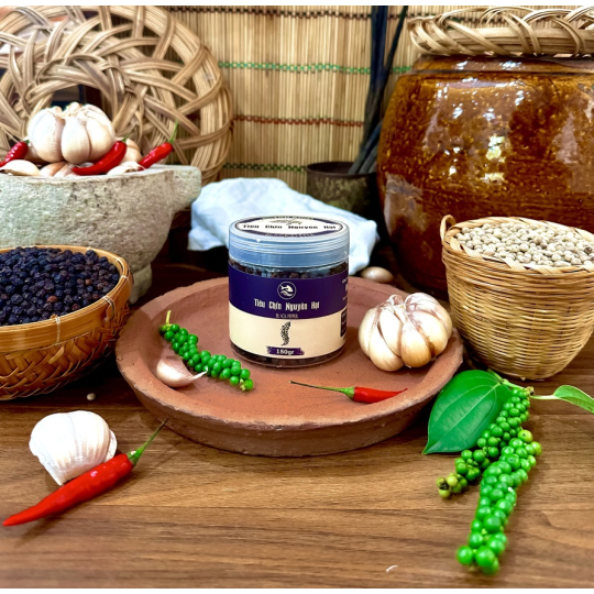 Tiêu đen nguyên hạt (chín lặc tay) – 180g - Đặc sản Phú Quốc